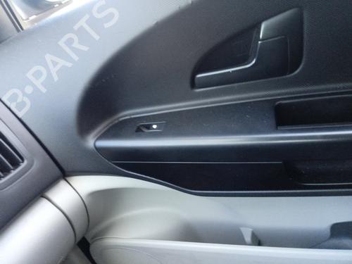 Used Right front window switch KIA CEE'D Hatchback (ED) [2006-2012]  30372628