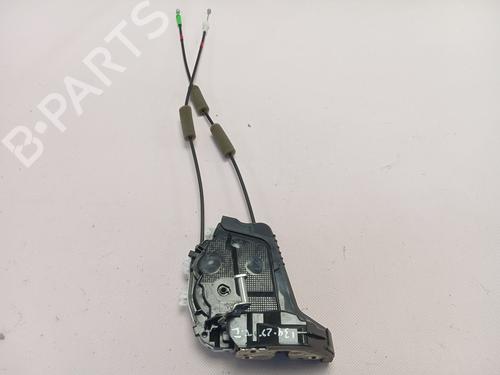 rear-left-lock-toyota-yaris-cross-mxp_-2020-30685062 main image
