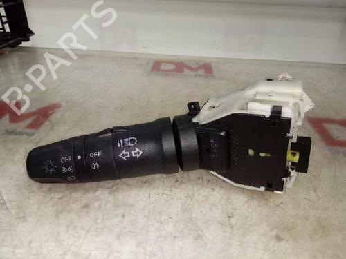 Used Headlight switch NISSAN CABSTAR (F24M, F24W) 35.13 DCI, 45.13 DCI 2.5 (F24M) (131 hp) 29409737