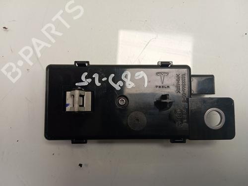 Electronic module TESLA MODEL 3 (5YJ3)  | BP29548406M83 