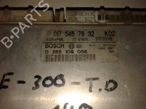 ABS Computer MERCEDES-BENZ E-CLASS (W210) E 300 Turbo-D (210.025) (177 hp) 12636542