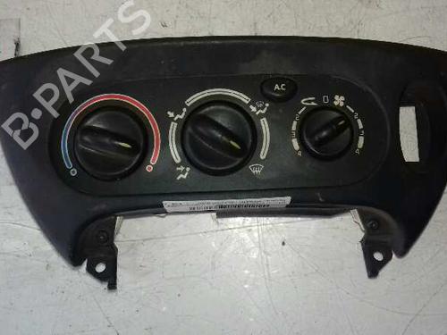 Used Climate control RENAULT MEGANE I Classic (LA0/1_) [1996-2008]  12837033