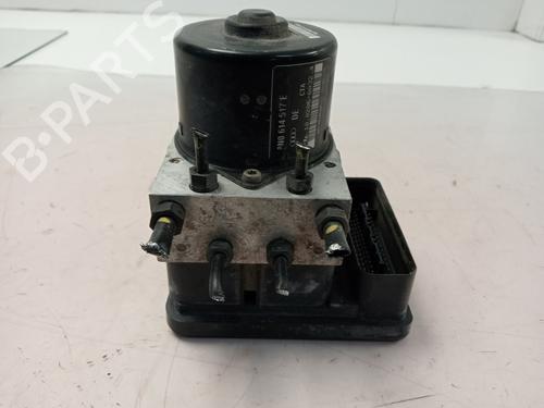 Used ABS pump AUDI TT Roadster (8N9) 1.8 T quattro (224 hp) 17023858