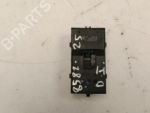 Left front window switch OPEL MOKKA / MOKKA X (J13) | BP31947447I27