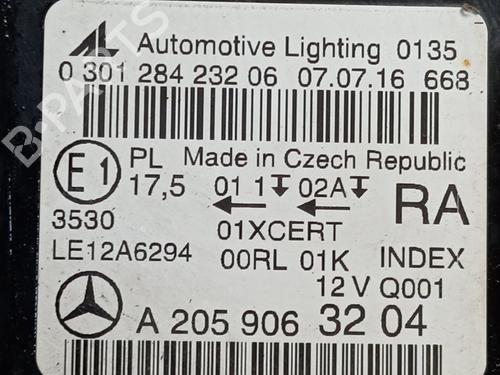 Right headlight MERCEDES-BENZ C-CLASS Coupe (C205) C 220 d (205.304) | BP29376617C29 