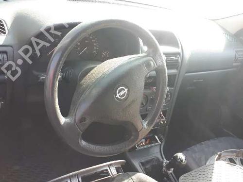 Engine control unit (ECU) OPEL ASTRA G Hatchback (T98) | BP12666835M57