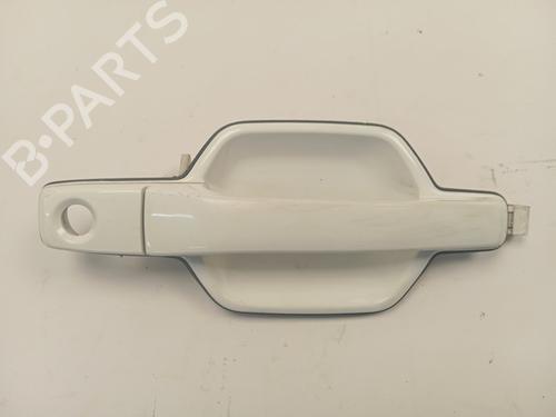 Used Front right exterior door handle MITSUBISHI PAJERO IV (V8_W, V9_W) 3.2 DI-D (V88W, V98W) (160 hp) 24104308