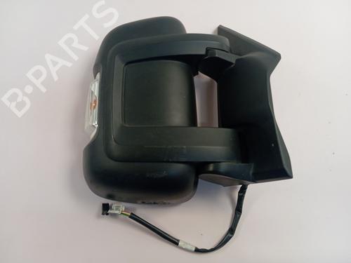 Used Right mirror Right mirror 37024530 37024530