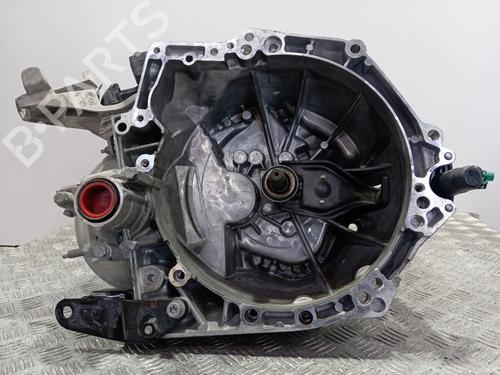 Used Gearbox Gearbox CITROËN C4 III (BA_, BB_, BC_) 1.2 PureTech 130 (BAHNSA, BAHNSB) (130 hp) 40600411 40600411