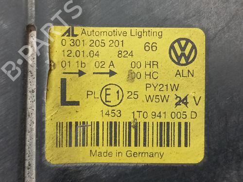 Left headlight VW TOURAN (1T1, 1T2) 2.0 TDI | BP29628873C28