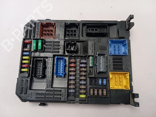 Used Fuse box PEUGEOT EXPERT Van (V_) [2016-2025]  22616717