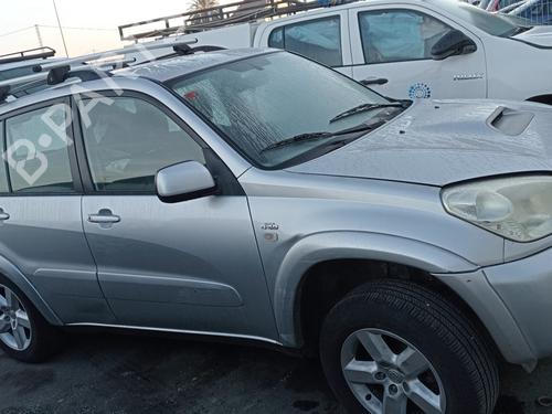 Sikringsdåse TOYOTA RAV 4 II (_A2_)  | BP16451662E1 