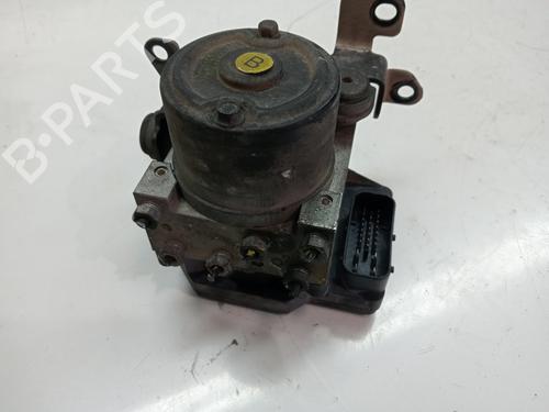 Used ABS pump HYUNDAI ELANTRA III Saloon (XD) 2.0 CRDi (113 hp) 16442896