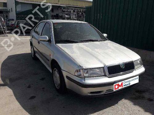 Used Parts SKODA OCTAVIA I (1U2) 1.6 (101 hp) 2597966