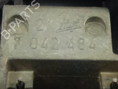 Høyre bak utvendig håndtak LAND ROVER RANGE ROVER III (L322) 3.0 D 4x4 | BP17972213C130 