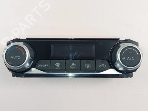 climate-control-nissan-juke-f16_-2019-36296741 main image