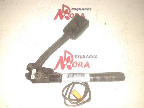 Høyre foran beltestrammer FORD FOCUS C-MAX (DM2) [2003-2007]  12633745
