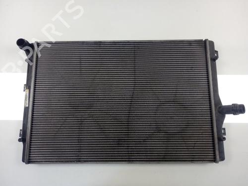 Used Water radiator VW PASSAT B6 (3C2) [2005-2010]  17828214