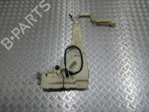 Windscreen washer tank PORSCHE CAYENNE (9PA) Turbo 4.5 7L0955453 |