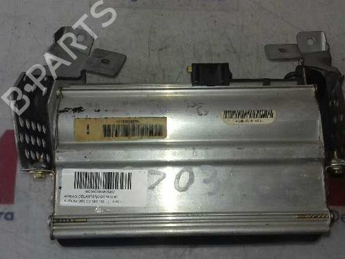 Used Passenger airbag AUDI A3 Sportback (8PA) 2.0 FSI (150 hp) 12649698