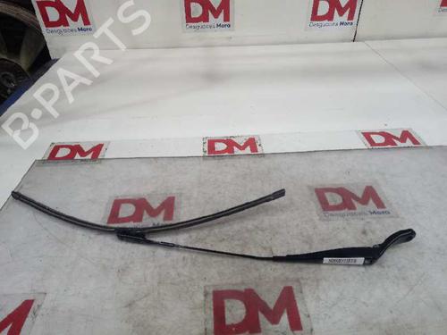 Used Front windshield wiper arm OPEL CROSSLAND X / CROSSLAND (P17, P2QO) 1.2 (75) (131 hp) 16753493