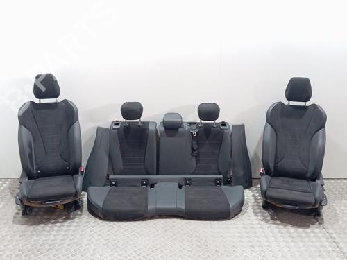 Ensemble sièges BMW 1 (F40) 118 d (150 hp) 27882341