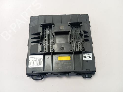 Used Fuse box Fuse box 37178330 37178330