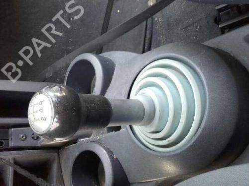 Used Gear lever MITSUBISHI COLT VI (Z3_A, Z2_A) 1.1 (Z31A, Z32A) (75 hp) 12635794