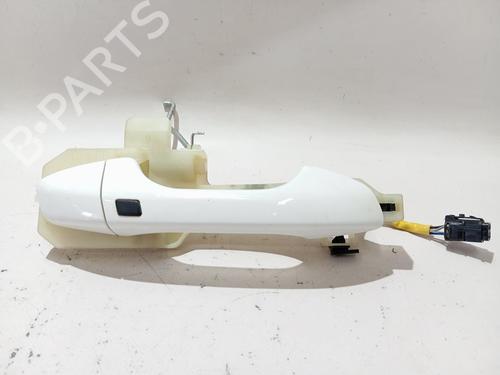 Used Front right exterior door handle KIA STONIC (YB) [2017-2025]  28733353