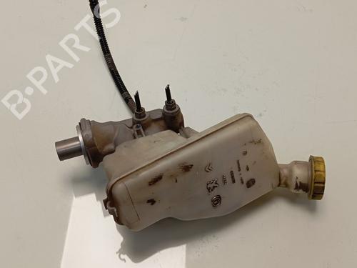 Used Brake master cylinder CITROËN C3 Pluriel (HB_) 1.4 HDi (68 hp) 20983739