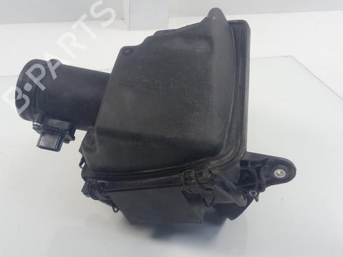 Used Air filter box RENAULT KOLEOS I (HY_) 2.0 dCi (HY0K) (150 hp) 17019374