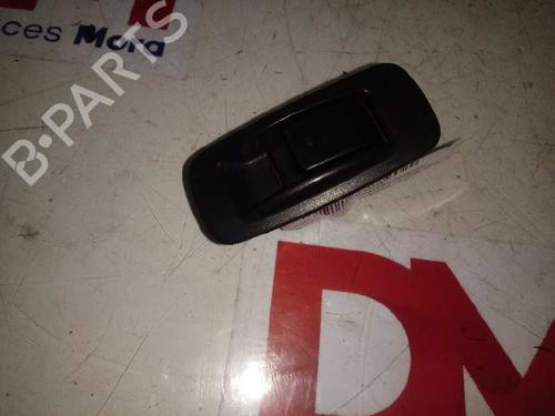 Used Right rear window switch TOYOTA COROLLA Verso (_E12_) 1.6 VVT-i (ZZE121_, ZZE121R) (110 hp) 16857870