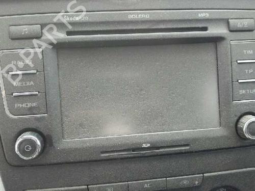 Used Radio SKODA YETI (5L) 2.0 TDI (140 hp) 12634697