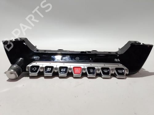 Used Switch PEUGEOT 2008 II (UD_, US_, UY_, UJ_, UR_, UC_) [2019-2025]  29724004