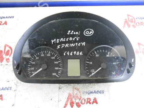 Used Instrument cluster MERCEDES-BENZ SPRINTER 3,5-t Van (B906) [2006-2020]  30369243