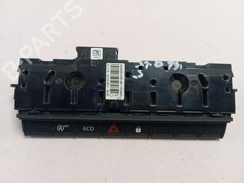 BP30469949I22 main image