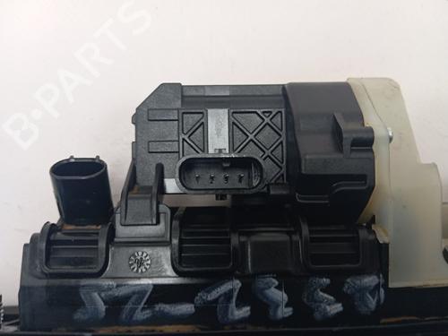Tailgate handle MERCEDES-BENZ A-CLASS (W177) A 250 e (177.086) | BP29723747C132 