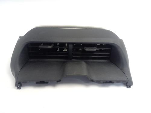 Used Air vent TOYOTA YARIS CROSS (MXP_) [2020-2025]  19063194