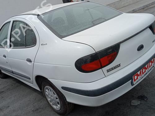 AC compressor RENAULT MEGANE I Classic (LA0/1_) 1.9 D (LA0A, LA0U, LA0R) | BP13647309M34