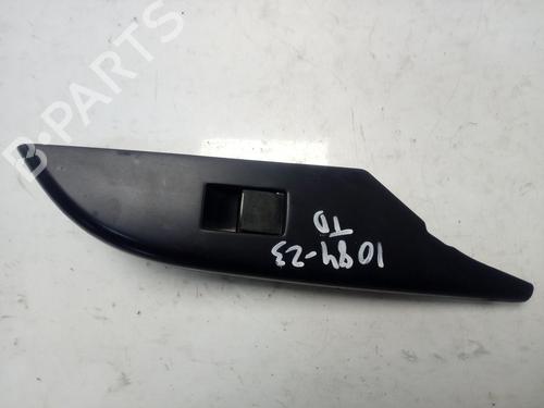 Used Right rear window switch TOYOTA HILUX VIII Pickup (_N1_) 2.4 D (GUN112_, GUN122_, GUN135_, GUN120_, GUN135R,... (150 hp) 30747969