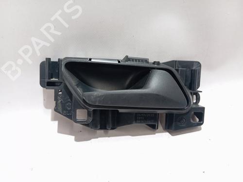 Used Front right interior door handle Front right interior door handle 37486667 37486667