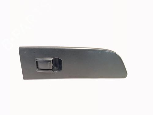 Used Right front window switch NISSAN TERRANO II (R20) 2.7 TDi 4WD (125 hp) 30373514