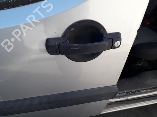 Used Front left exterior door handle FIAT DOBLO MPV (119_, 223_) 1.9 D Multijet (120 hp) 13479230