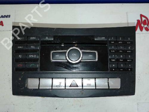 Used Radio MERCEDES-BENZ E-CLASS (W212) E 220 CDI / BlueTEC (212.001, 212.002) (170 hp) 12638468