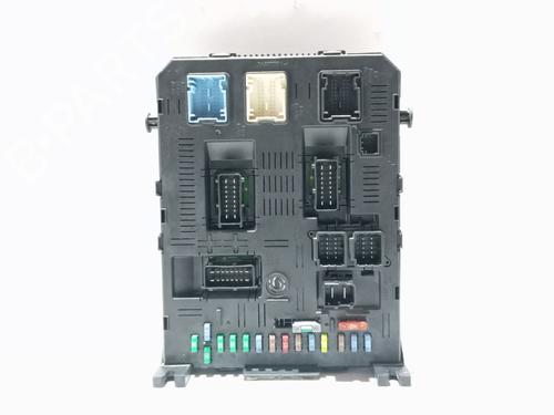 Used Fuse box Fuse box 38285643 38285643
