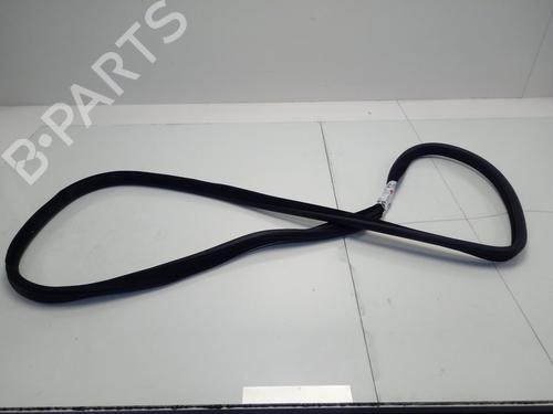 Used Rubber door seal LAND ROVER RANGE ROVER EVOQUE (L538) [2011-2019]  15231448
