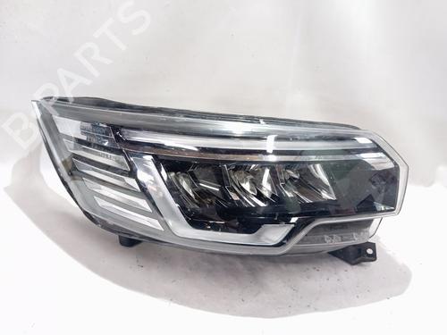 right-headlight-renault-trafic-iii-van-fg_-2014-32326218 main image