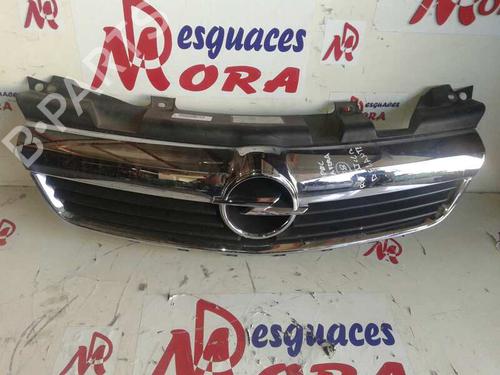 Used Grille OPEL ZAFIRA / ZAFIRA FAMILY B (A05) 1.9 CDTI (M75) (100 hp) 30369461