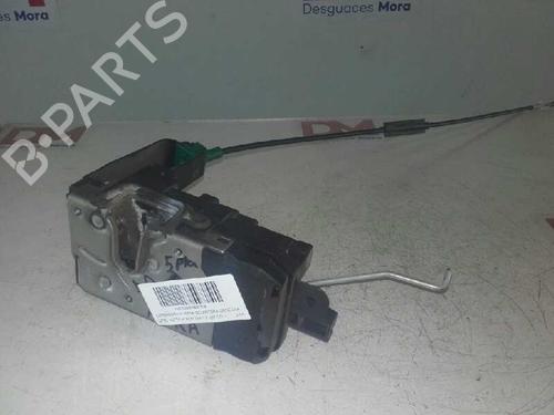 Used Front right lock OPEL ASTRA H (A04) [2004-2014]  12836462