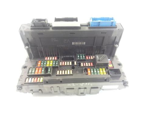 Used Fuse box BMW 6 Coupe (F13) 640 d (313 hp) 18099096